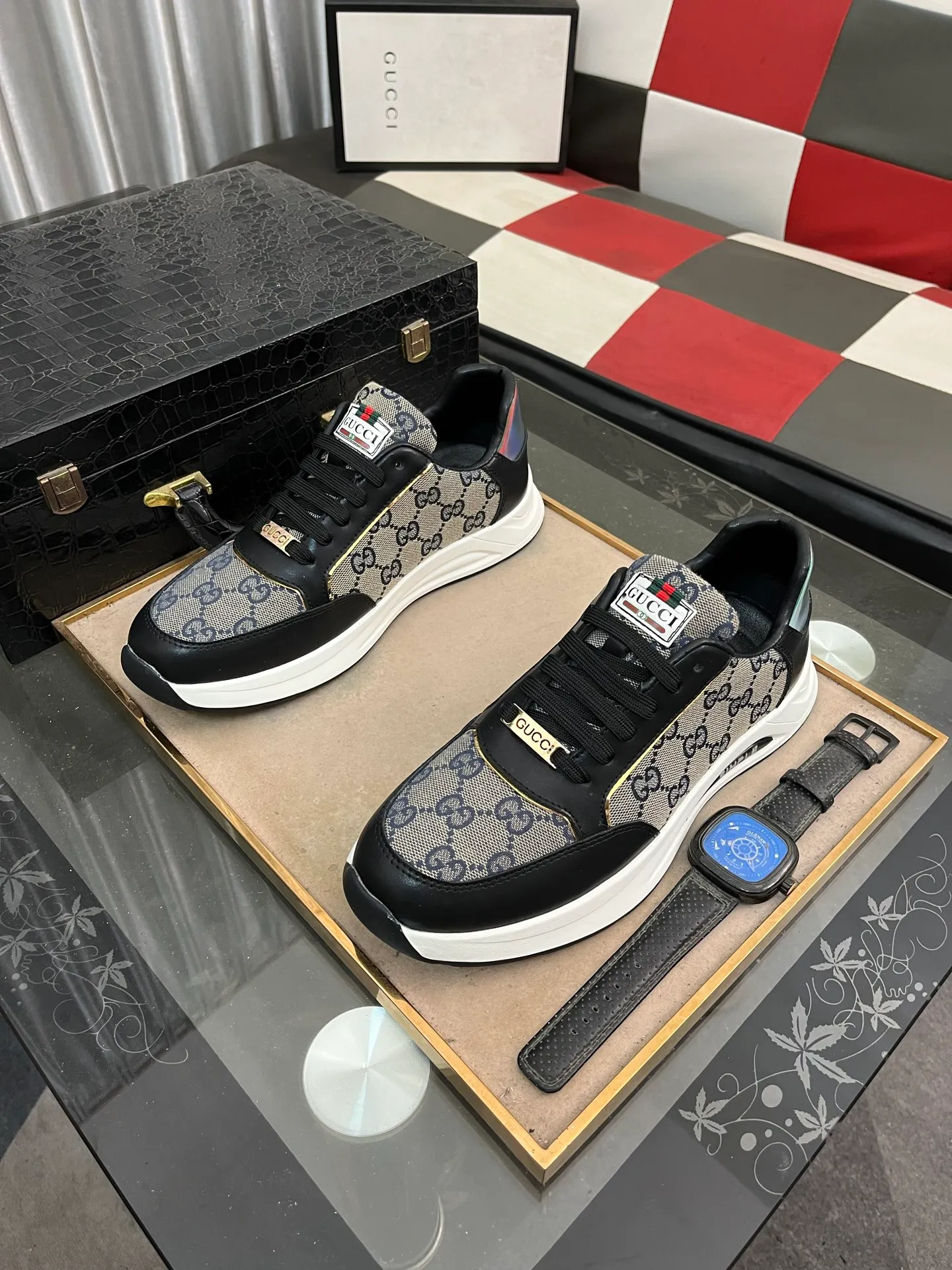 Men's shoes 💰420⌚️⌚️[GUCCI] The latest trendy men's casual shoes, the fabric is made of embossed cowhide imported from Italy, comfortable sheepskin lining + feet, the original outsole is wear-resistant and non-slip, high-level version, exquisite workmanship. Code number: 38-442️⃣Colors available